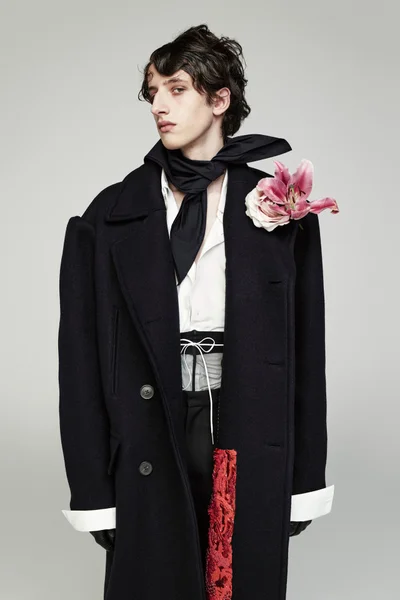 Look 25